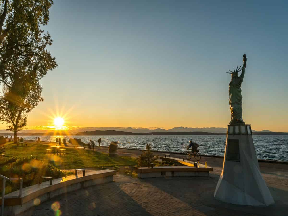 Sunset views from Alki Beach in Seattle, Washington.