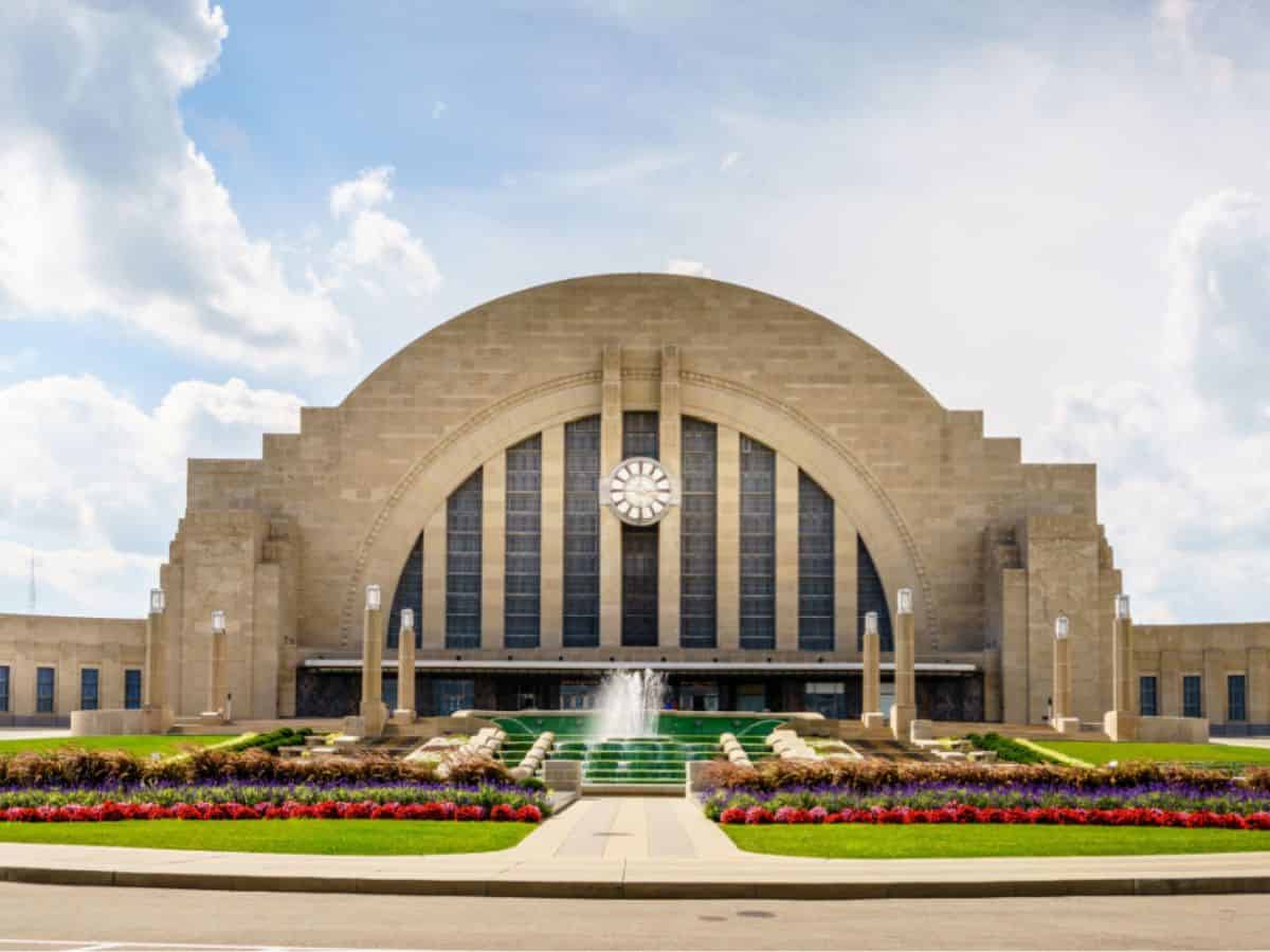 Union Terminal houses the Cincinnati Museum Center.