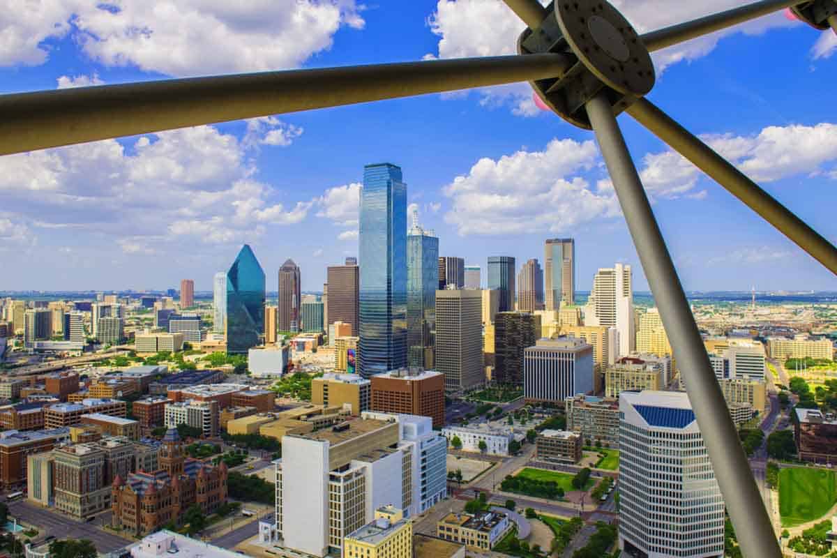 The GeO-Deck of the Reunion Tower offer amazing views of the Dallas skyline.