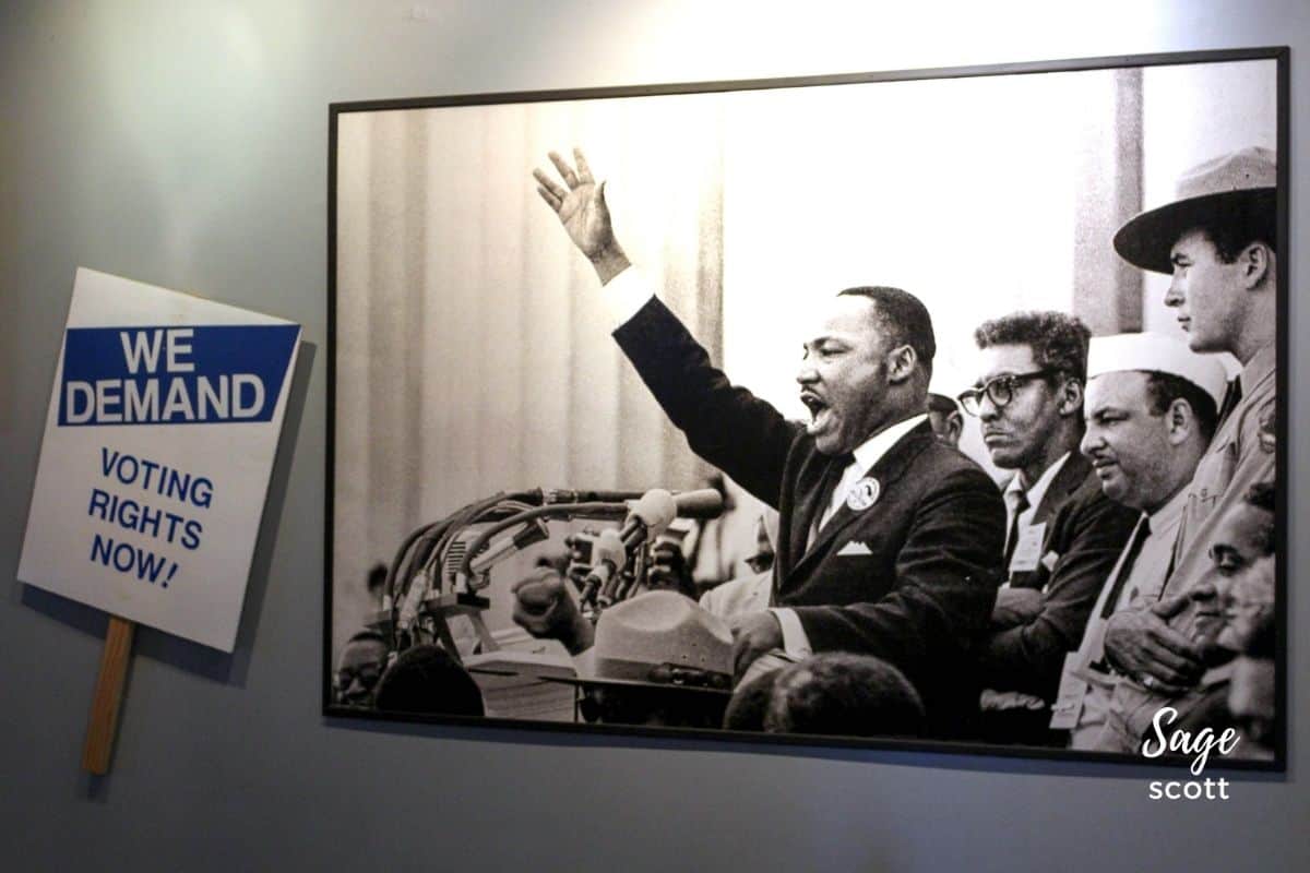 Black and white photo of Dr. Martin Luther King Jr at the King Center in Atlanta GA
