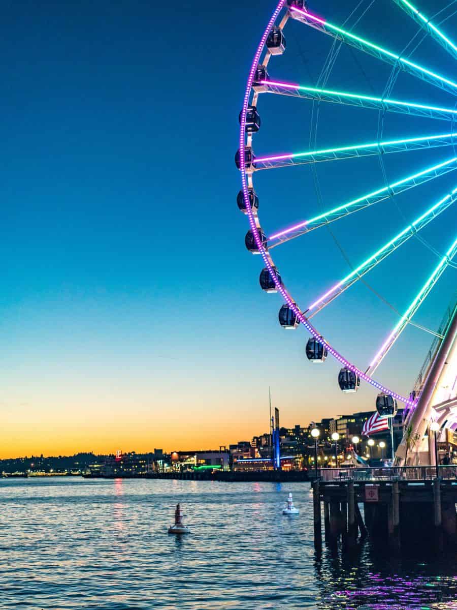 Seattle's Ferris wheel provides an unforgettable experience which makes it one of the best things to do in Seattle.