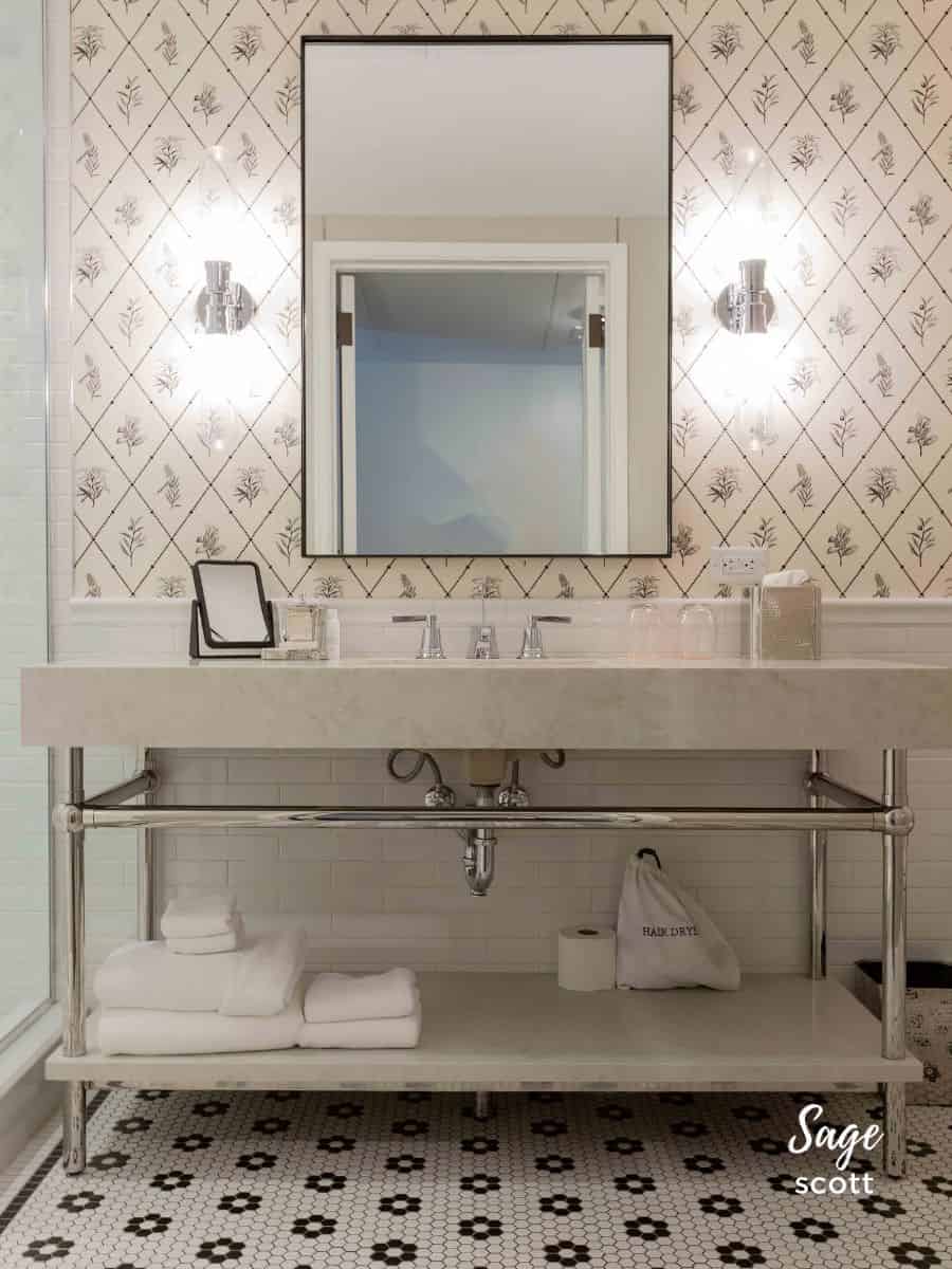 Guestroom Bathroom at the Kimpton Cottonwood Hotel