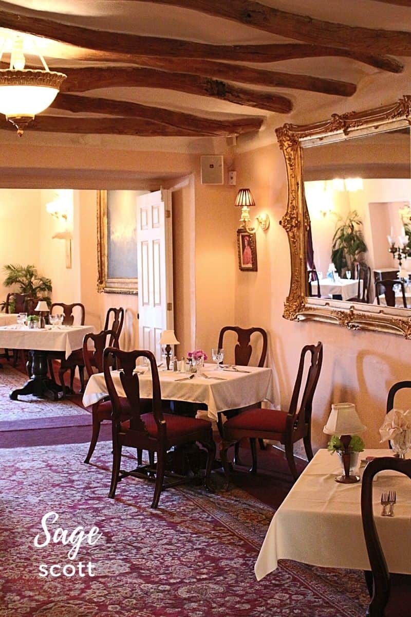 Inside Double Eagle in Mesilla