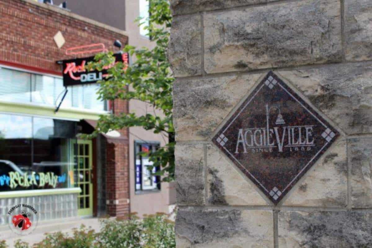 Manhattan KS is one of the best college towns in the Midwest