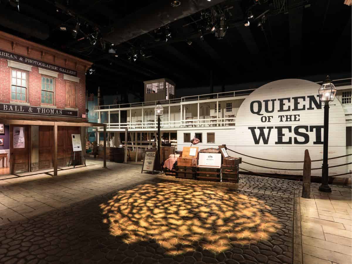 Public Landing exhibit at the Cincinnati History Museum at the Cincinnati Museum Center.