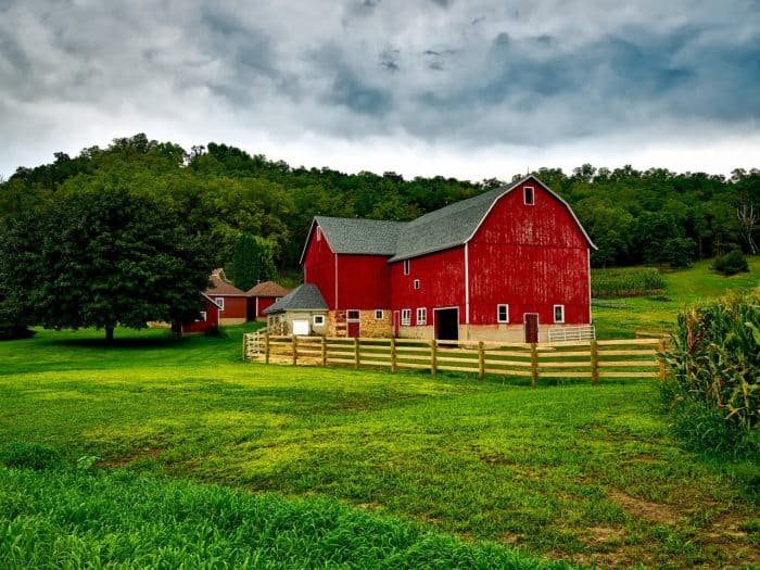 6 Midwestern Stereotypes That People in "Flyover States" are Sick of Hearing
