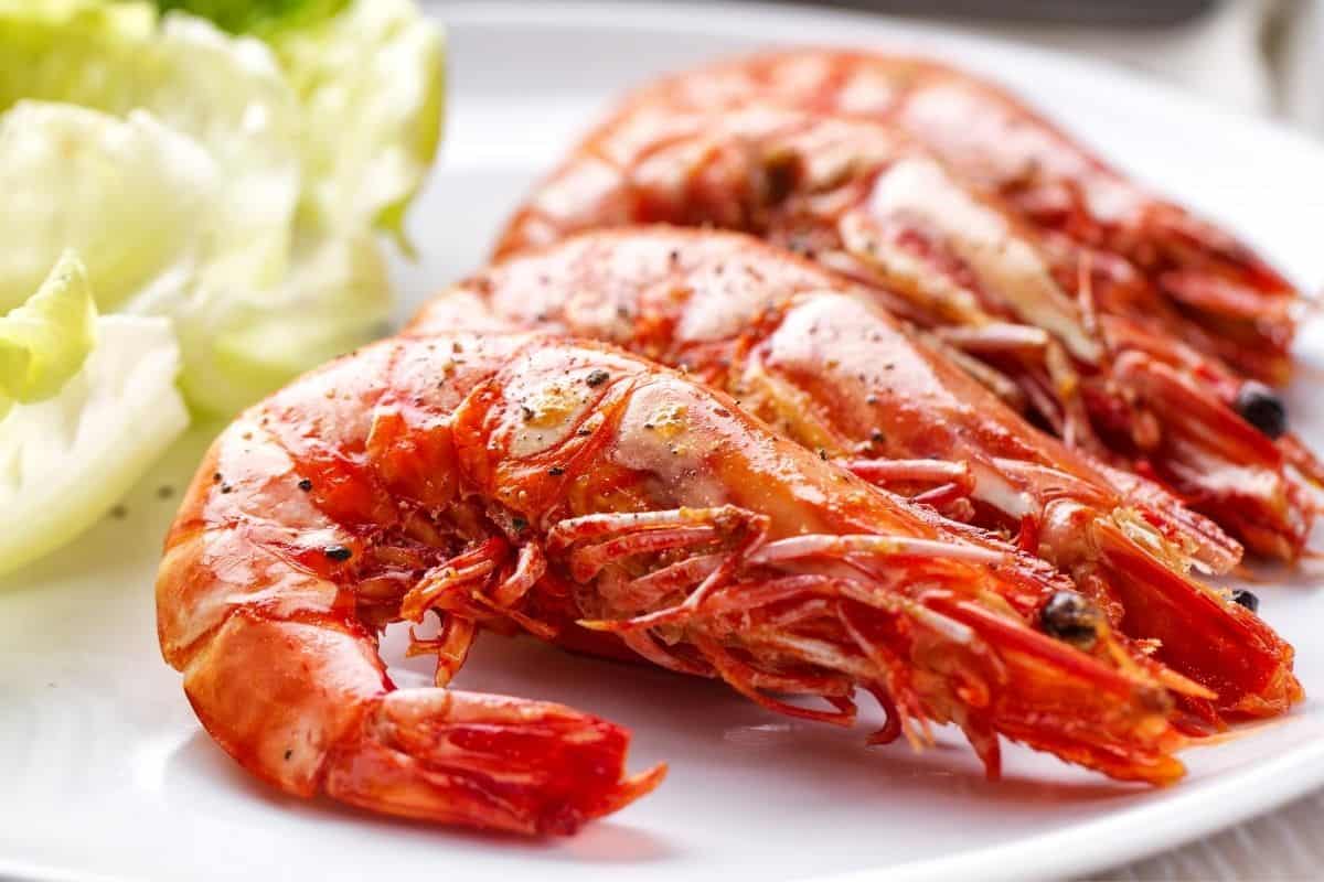Cooked whole shrimp on a plate